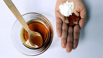 A mixture of soda and honey is a folk remedy for increasing blood circulation in the penis